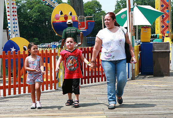 C - PLAYLAND 2011    71 A