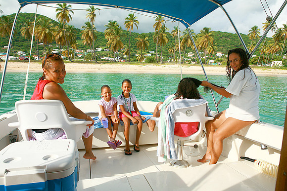 C5D - VACATION 9-2006 ANTIGUA 527 A
