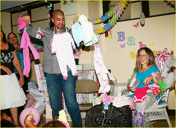 C - CRISTINA'S BABY SHOWER 9-19-09  129 SMALL