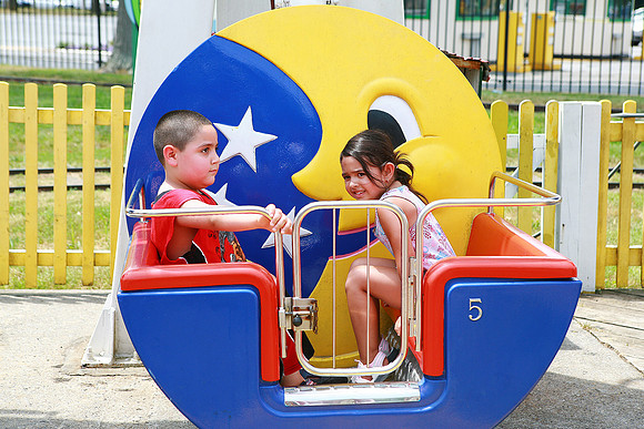 C - PLAYLAND 2011    68 A