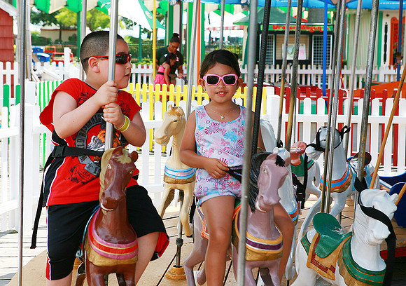 C - PLAYLAND 2011    44 A