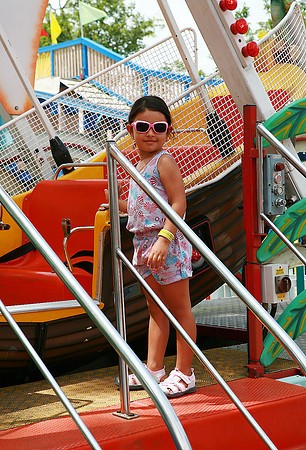 C - PLAYLAND 2011    19 A